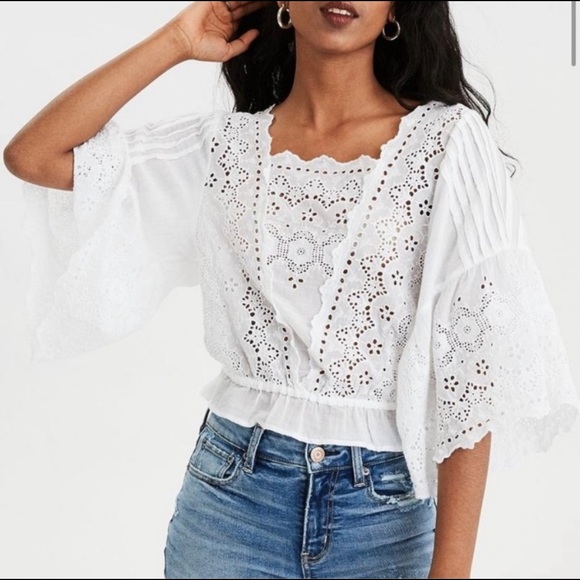 American Eagle Outfitters Tops - American Eagle Eyelet Bell Sleeve Top